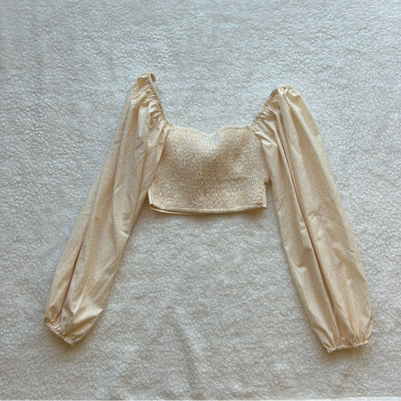White Fox One Way Ticket Puff Sleeve Crop Top - Picture 3 of 4
